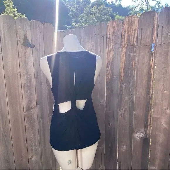 A.L.C. Harper Twist Back Tank in Black size small - Picture 6 of 10